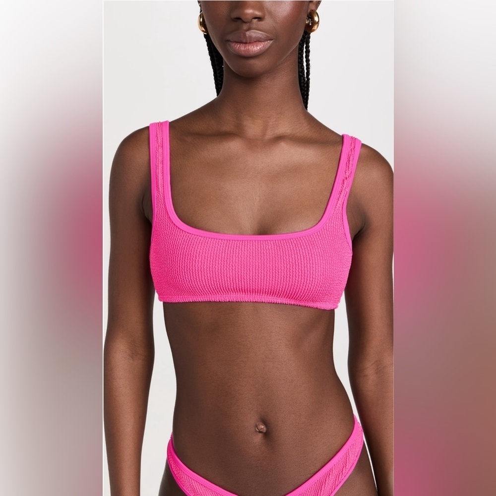 Good American Always Fits Scoop Top